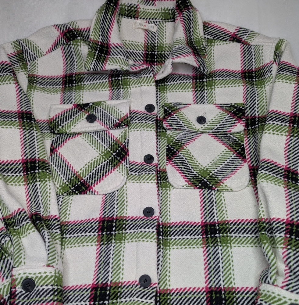 Ultra Flirt Shacket Cozy Flannel Oversized - Picture 4 of 9